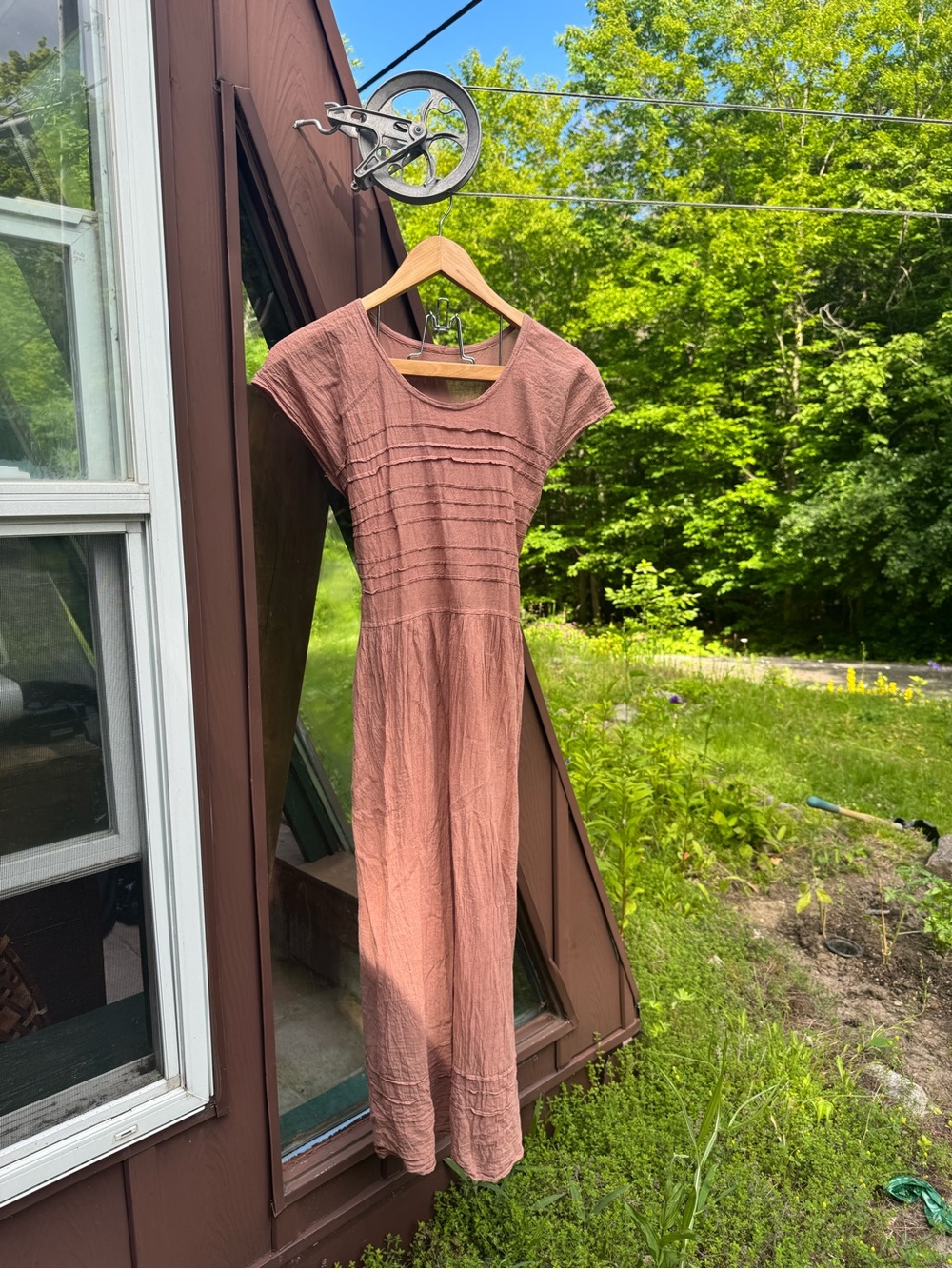 Women's Short-Sleeve Midi Dress in Dusty Rose